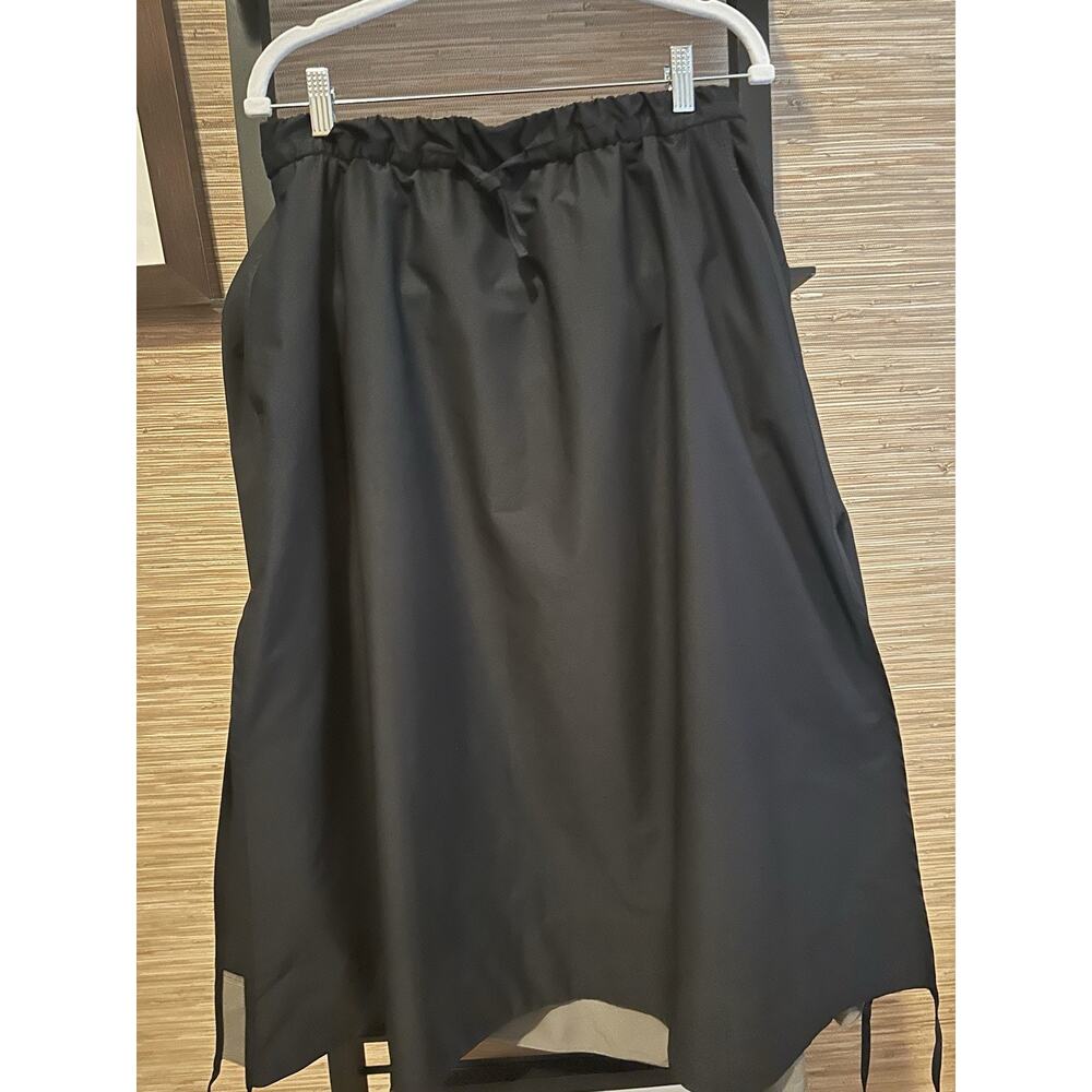 Lululemon Womens High/Low Side Slit SHR Skirt Black Sz L
